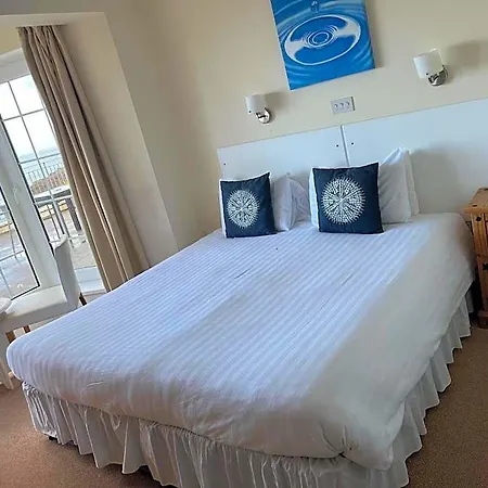 The Of Wales * St Aubin